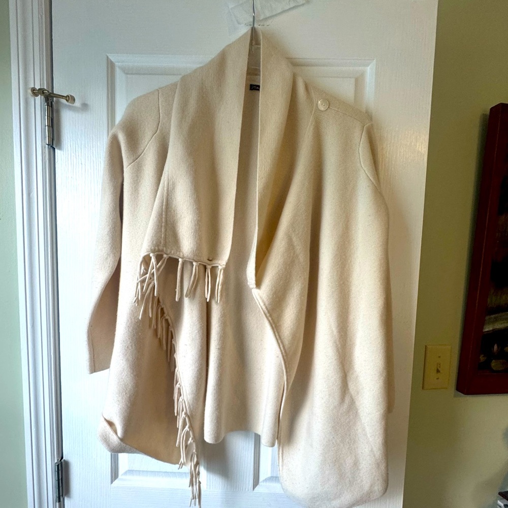 J MCLAUGHLIN Cream Fringe Sweater Cardigan Wrap